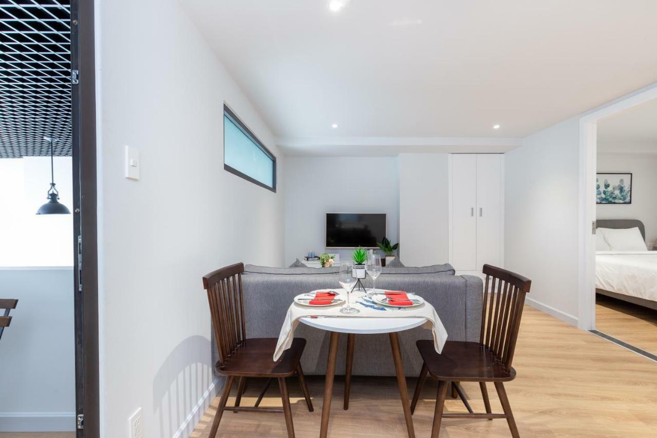Cozrum Homes - Premier Residence Хошимин Екстериор снимка